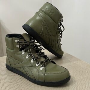 Reebok high tops men’s size 10.5
